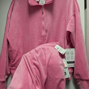 ✨NWT✨Pink Velour Zip-Up Jacket and Pants Set
